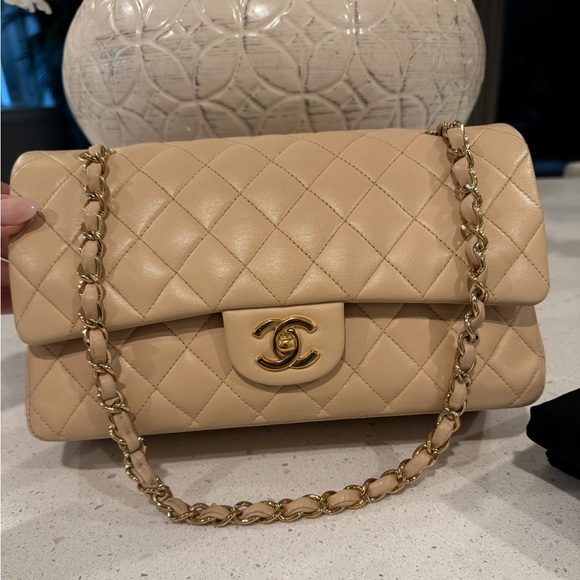 Chanel classic double flap medium lambksin - Picture 2 of 13